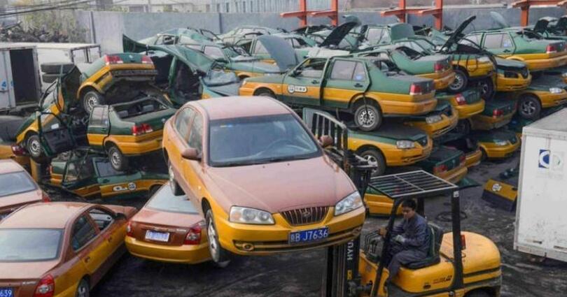 伊美区出租车报废年限,车主必看! 伊美区出租车报废年限,车主必看!
